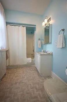 Waypoint House Bed And Breakfast